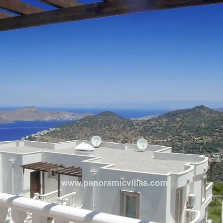 Sleeps 6 Pool Air Con Wifi